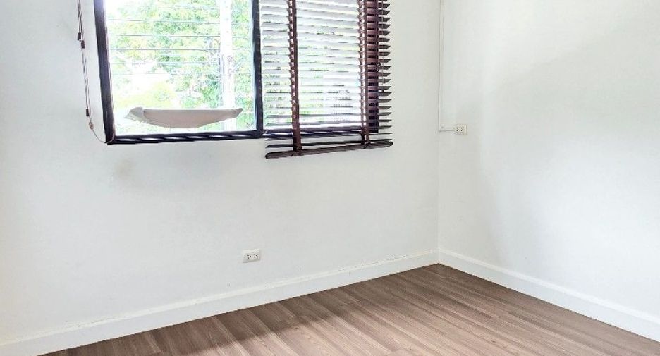 For sale 3 bedrooms townhouse in Bang Bo, Samut Prakan
