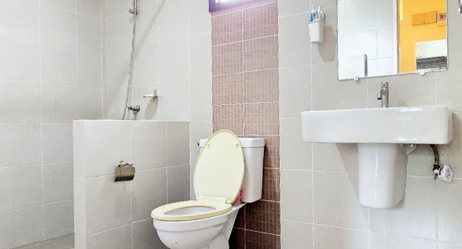For sale 3 bedrooms townhouse in Bang Bo, Samut Prakan
