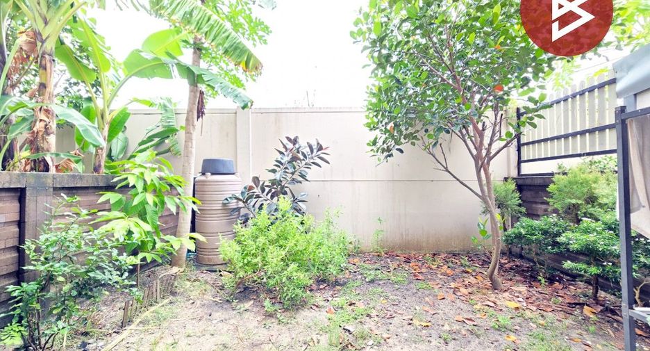 For sale 3 bedrooms townhouse in Bang Bo, Samut Prakan