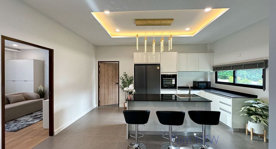 For rent and for sale 4 bedrooms house in Doi Saket, Chiang Mai
