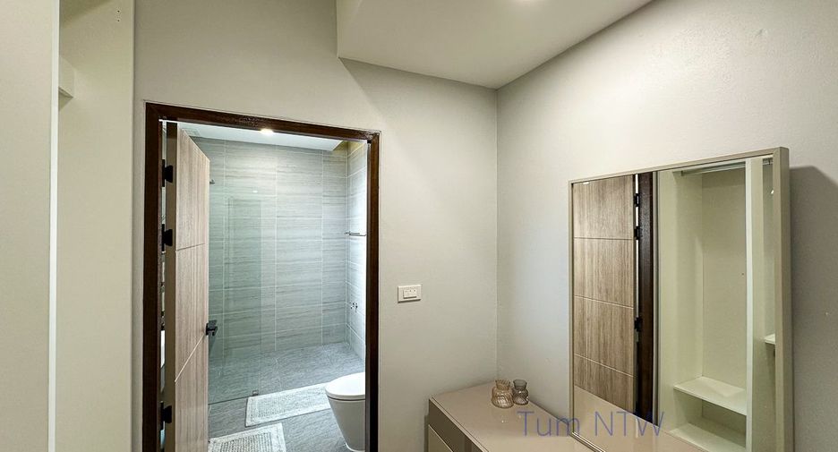 For rent and for sale 4 bedrooms house in Doi Saket, Chiang Mai