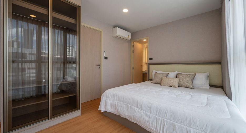 À vendre 2 chambres condo à Watthana, Bangkok