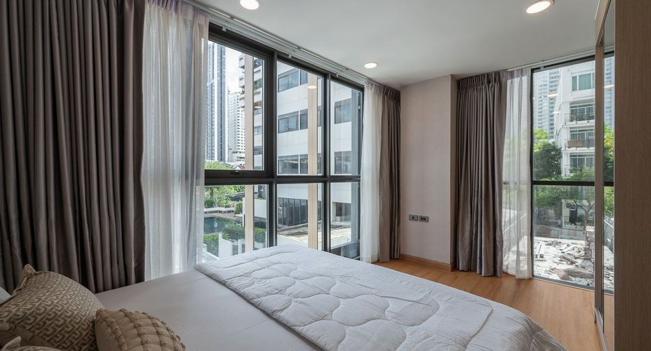 À vendre 2 chambres condo à Watthana, Bangkok