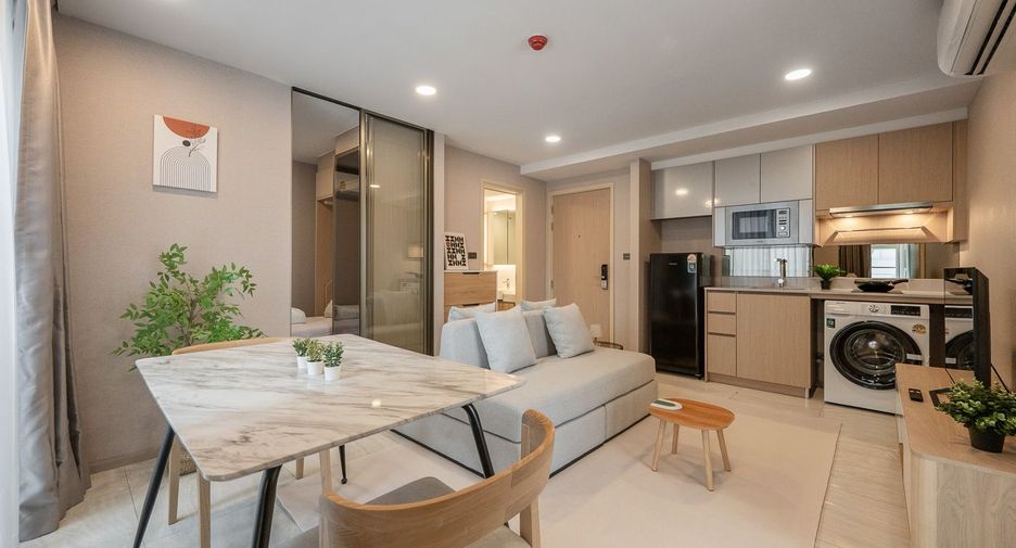 À vendre 2 chambres condo à Watthana, Bangkok