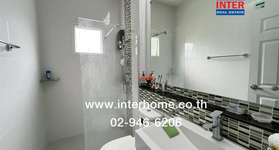 Haus zur Miete und zum Kauf mit 3 Zimmer in Bang Khun Thian, Bangkok