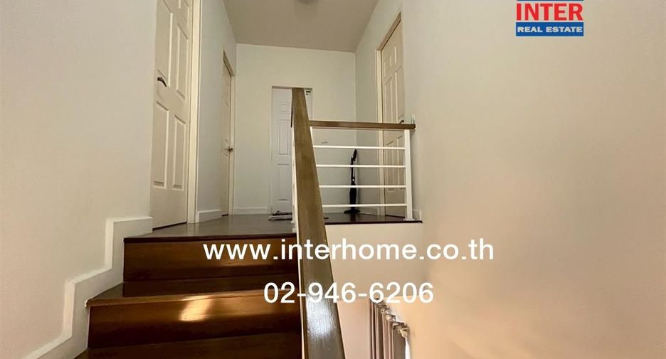 Haus zur Miete und zum Kauf mit 3 Zimmer in Bang Khun Thian, Bangkok