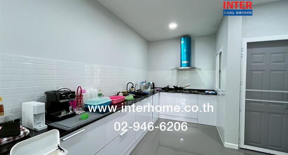 Haus zur Miete und zum Kauf mit 3 Zimmer in Bang Khun Thian, Bangkok