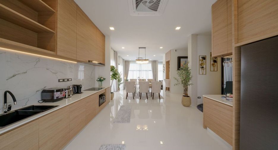 Casa adosada en venta de 4 habitaciones en Mueang Krabi, Krabi