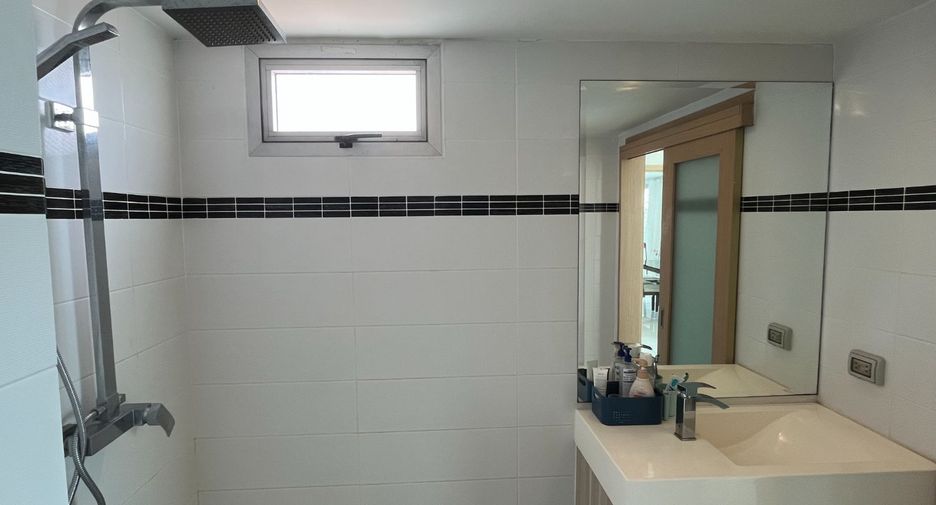 Apartment zur Miete mit 2 Zimmer in Bang Lamung, Chonburi