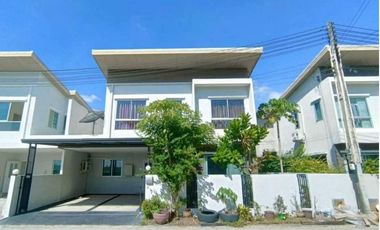 For sale 3 bedrooms house in Si Racha, Chonburi