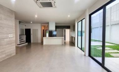 Haus zum Kauf mit 4 Zimmer in Mueang Nonthaburi, Nonthaburi