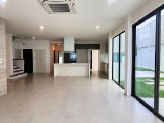 Продажа 4 спальни дом в Mueang Nonthaburi, Нонтабури