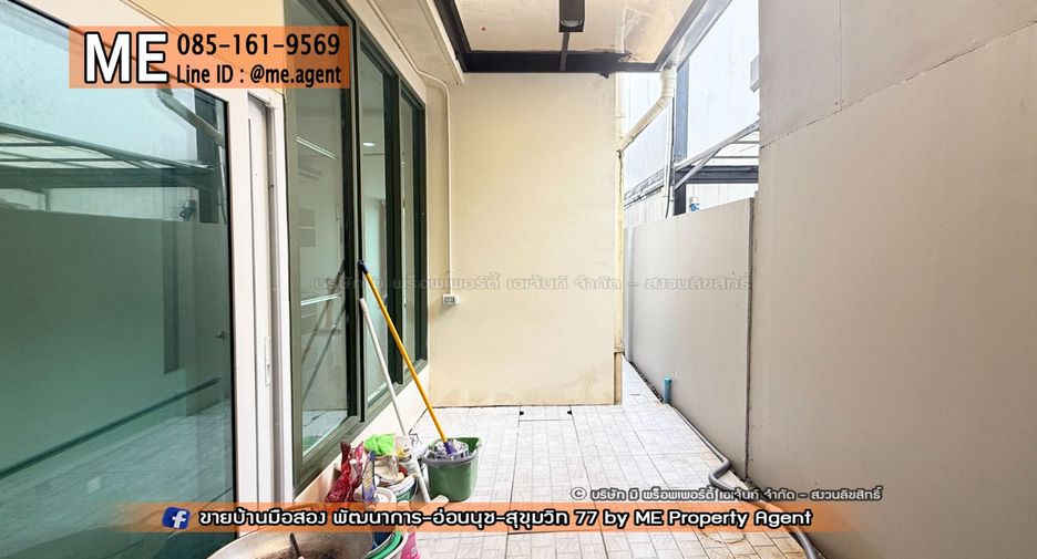 For rent 3 bedrooms townhouse in Suan Luang, Bangkok