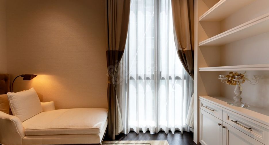 For sale 3 bedrooms apartment in Pathum Wan, Bangkok