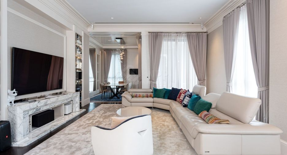 For sale 3 bedrooms apartment in Pathum Wan, Bangkok