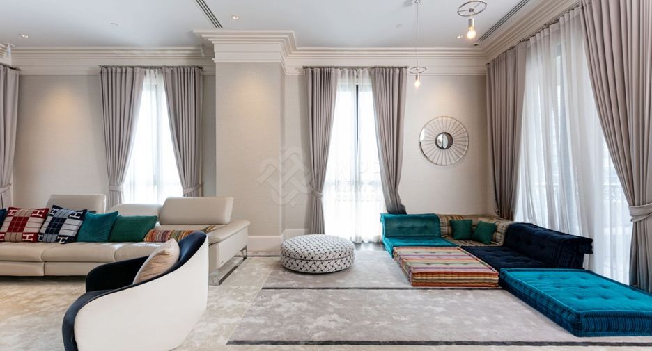 For sale 3 bedrooms apartment in Pathum Wan, Bangkok