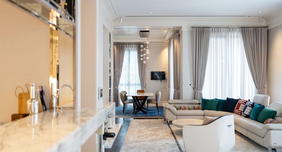 For sale 3 bedrooms apartment in Pathum Wan, Bangkok