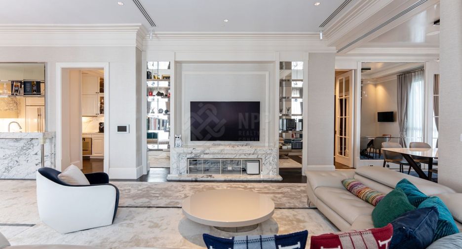 For sale 3 bedrooms apartment in Pathum Wan, Bangkok