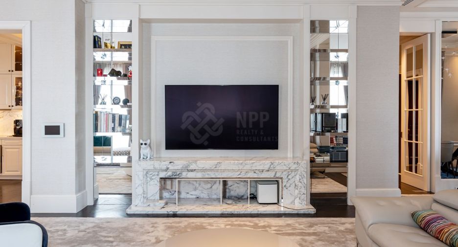 For sale 3 bedrooms apartment in Pathum Wan, Bangkok