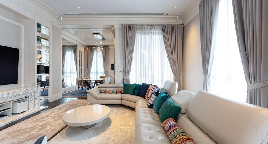 For sale 3 bedrooms apartment in Pathum Wan, Bangkok