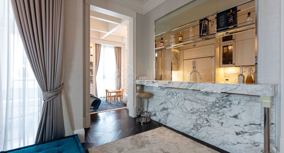 For sale 3 bedrooms apartment in Pathum Wan, Bangkok