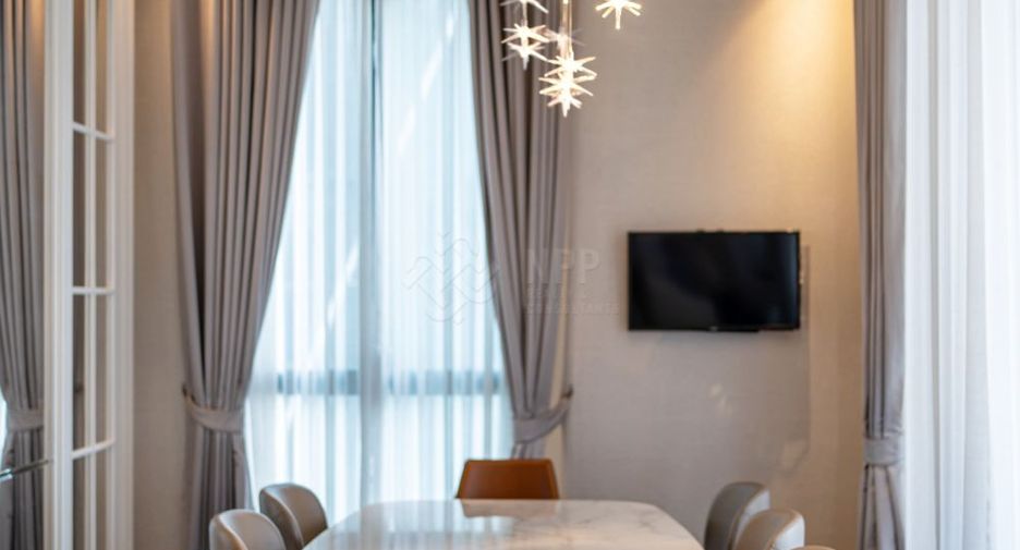 For sale 3 bedrooms apartment in Pathum Wan, Bangkok