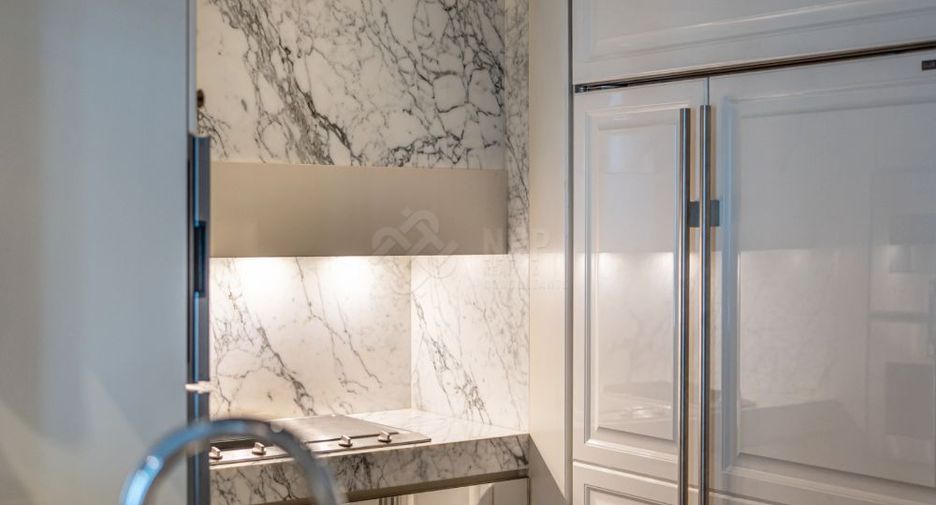 For sale 3 bedrooms apartment in Pathum Wan, Bangkok