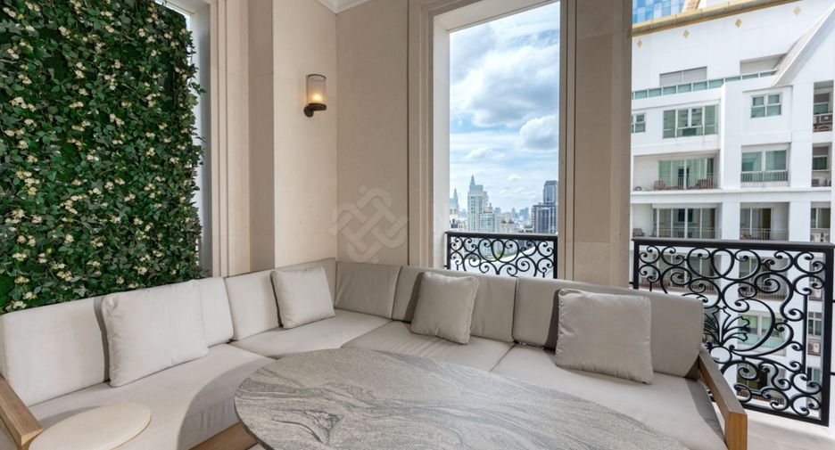 For sale 3 bedrooms apartment in Pathum Wan, Bangkok