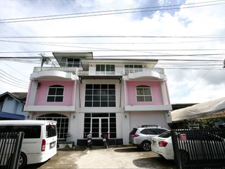 For rent retail Space in Prawet, Bangkok