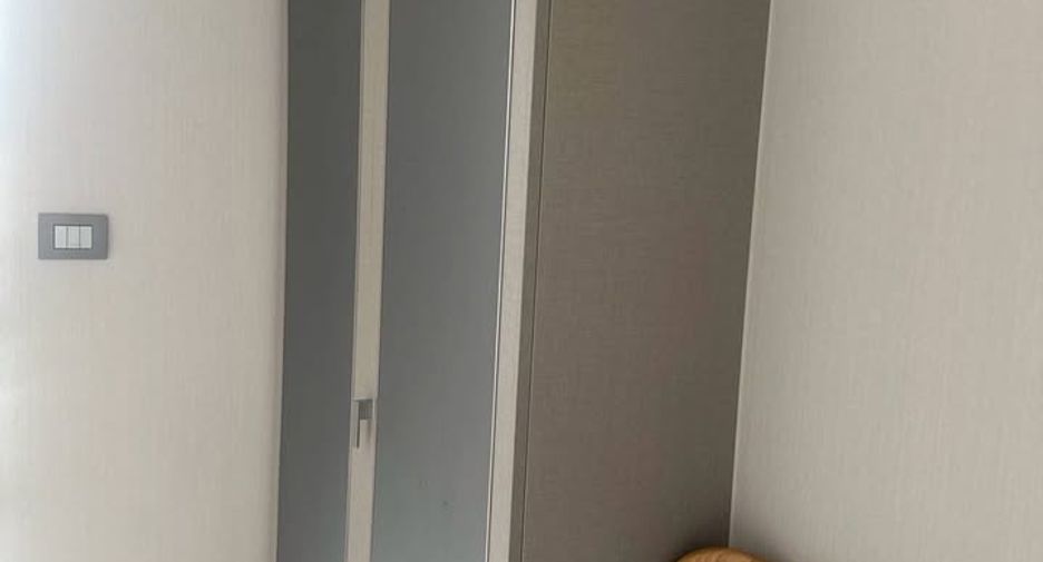 For rent 2 bedrooms condo in Sathon, Bangkok