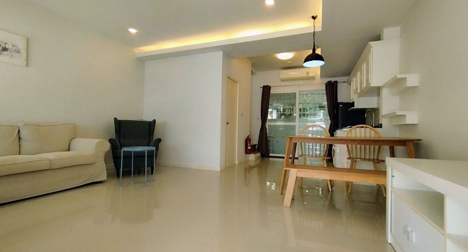 Reihenhaus zur Miete mit 2 Zimmer in Bang Phli, Samut Prakan