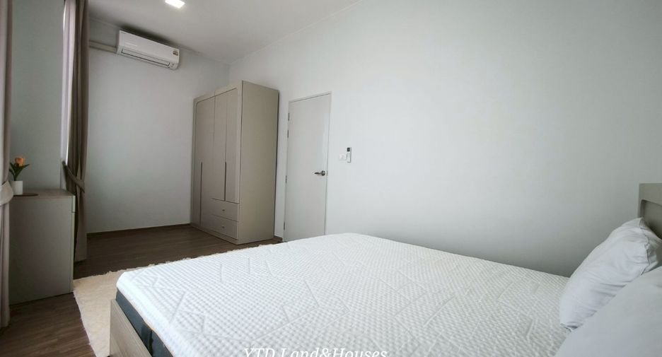 For rent 3 bedrooms townhouse in Bang Phli, Samut Prakan
