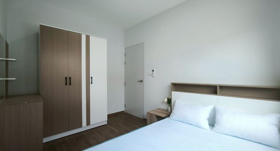 For rent 3 bedrooms townhouse in Bang Phli, Samut Prakan