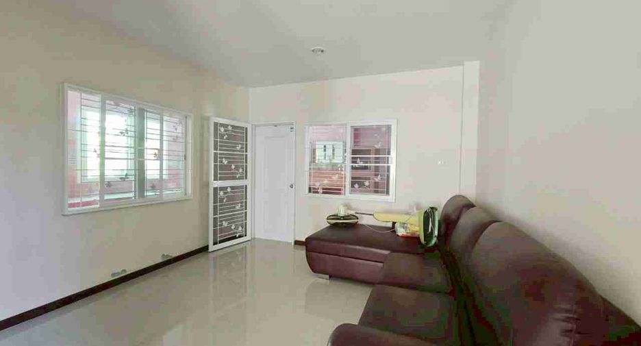 Casa en alquiler y en venta de 3 habitaciones en Thanyaburi, Pathum Thani