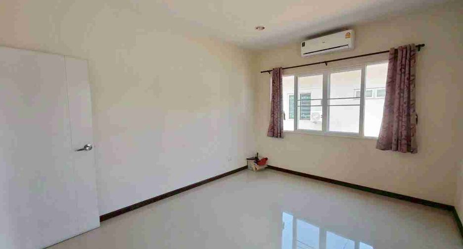 Casa en alquiler y en venta de 3 habitaciones en Thanyaburi, Pathum Thani