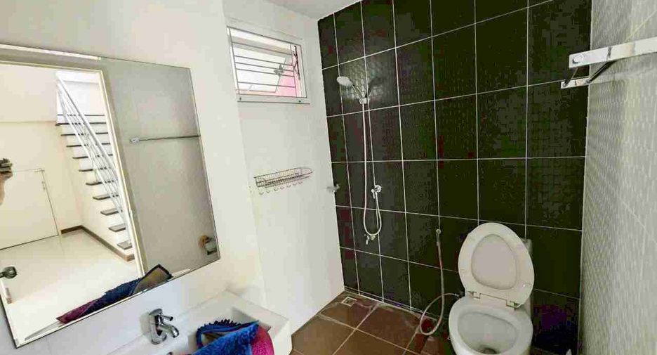 Casa en alquiler y en venta de 3 habitaciones en Thanyaburi, Pathum Thani