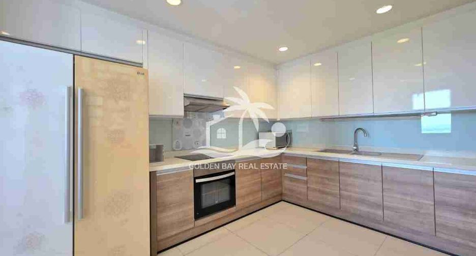 For rent 3 bedrooms condo in Bang Lamung, Chonburi
