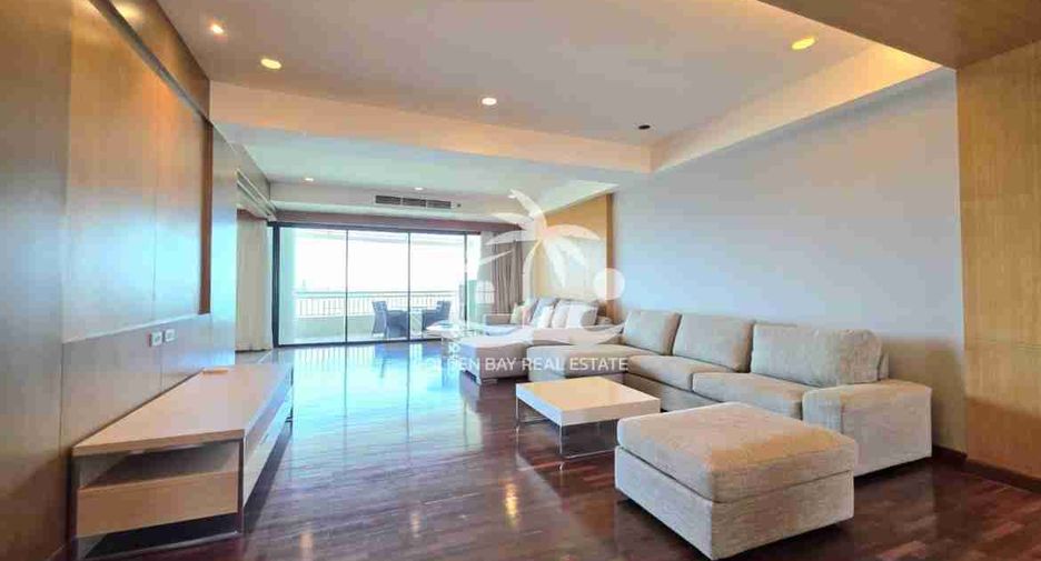 For rent 3 bedrooms condo in Bang Lamung, Chonburi
