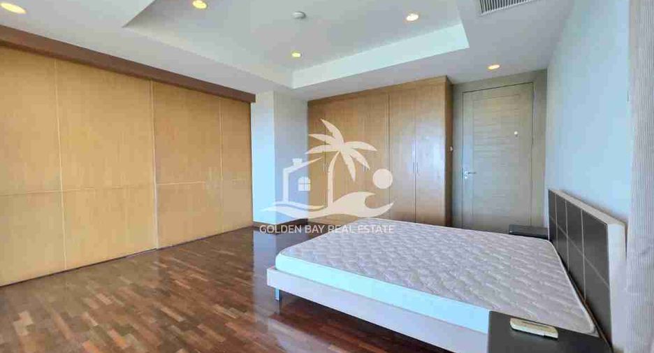 For rent 3 bedrooms condo in Bang Lamung, Chonburi