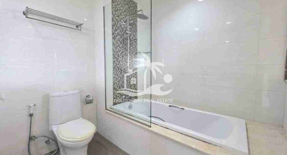For rent 3 bedrooms condo in Bang Lamung, Chonburi