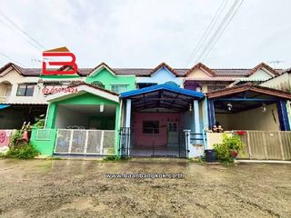 For Rent 2 Bedroom Townhouse In Khlong Sam Wa, Bangkok