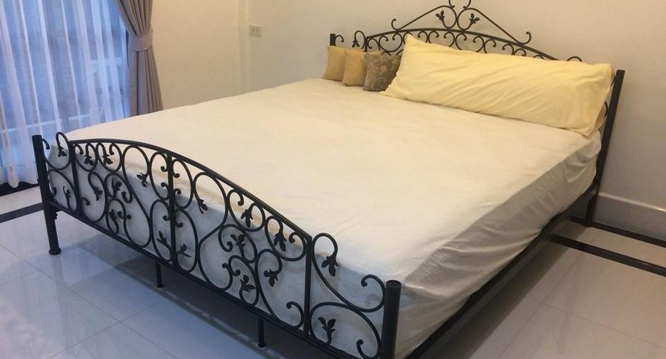 For rent そして for sale retail Space in Khlong Toei, Bangkok