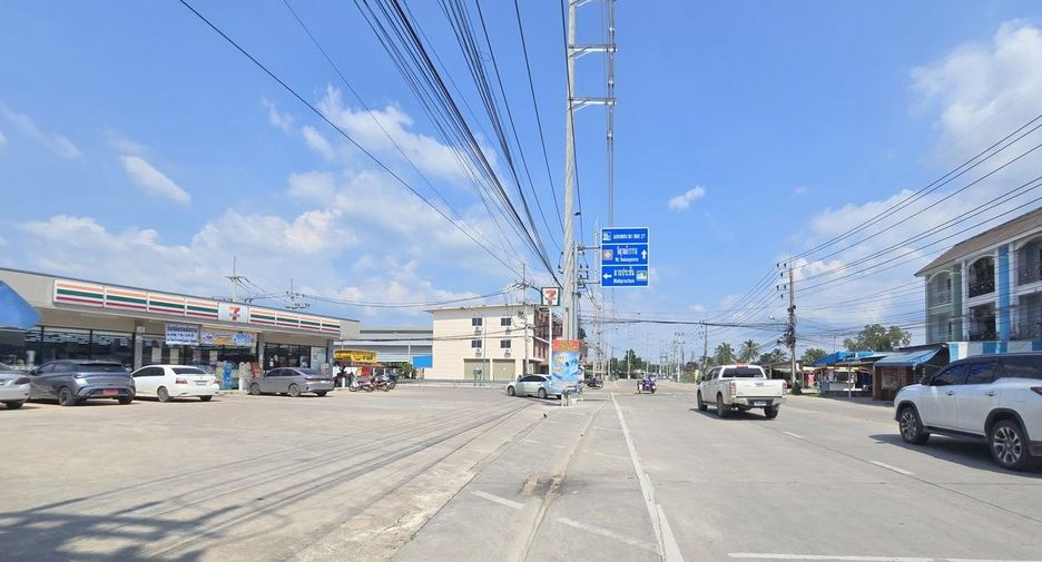 For sale 2 bedrooms townhouse in Bang Lamung, Chonburi