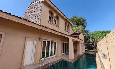 Casa en alquiler de 3 habitaciones en Bang Lamung, Chonburi