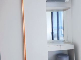 Продажа 1 кровать кондо в Хуаи Кхщанг, Бангкок