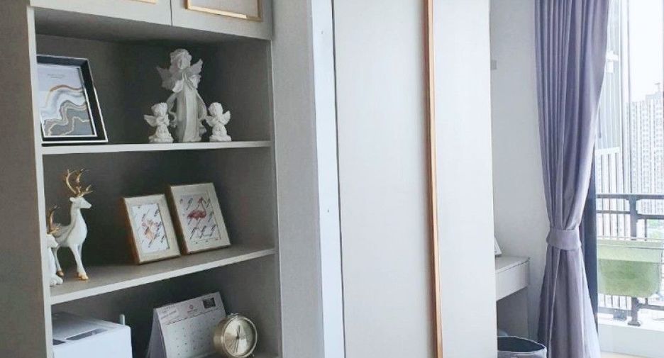 For sale 1 bed condo in Huai Khwang, Bangkok