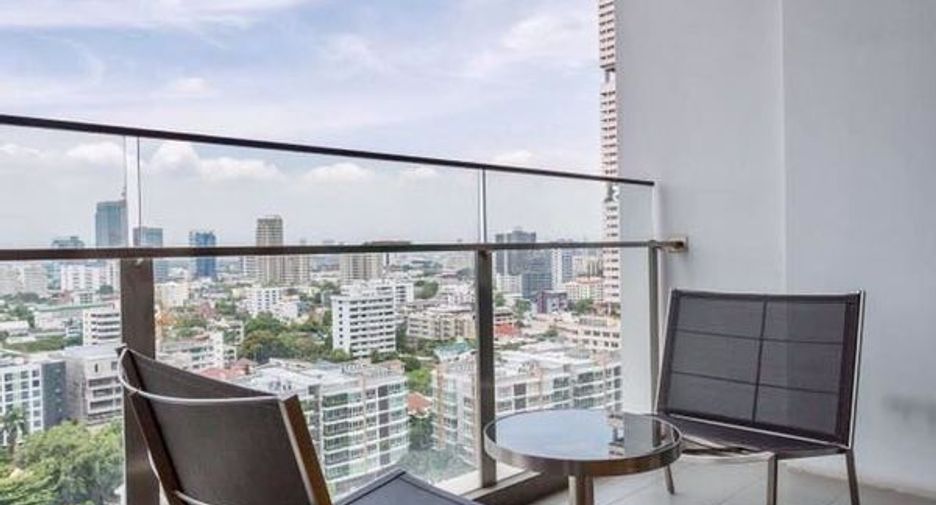 For sale 2 bedrooms condo in Khlong Toei, Bangkok