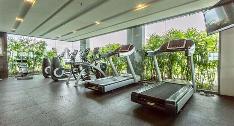 For sale 2 bedrooms condo in Khlong Toei, Bangkok