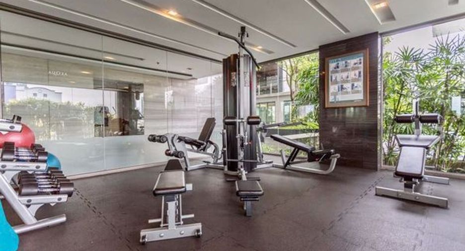 For sale 2 bedrooms condo in Khlong Toei, Bangkok