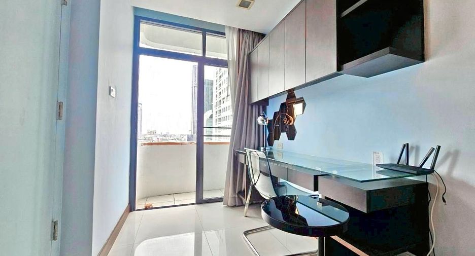 À louer 1 chambre appartement avec services à Khlong Toei, Bangkok